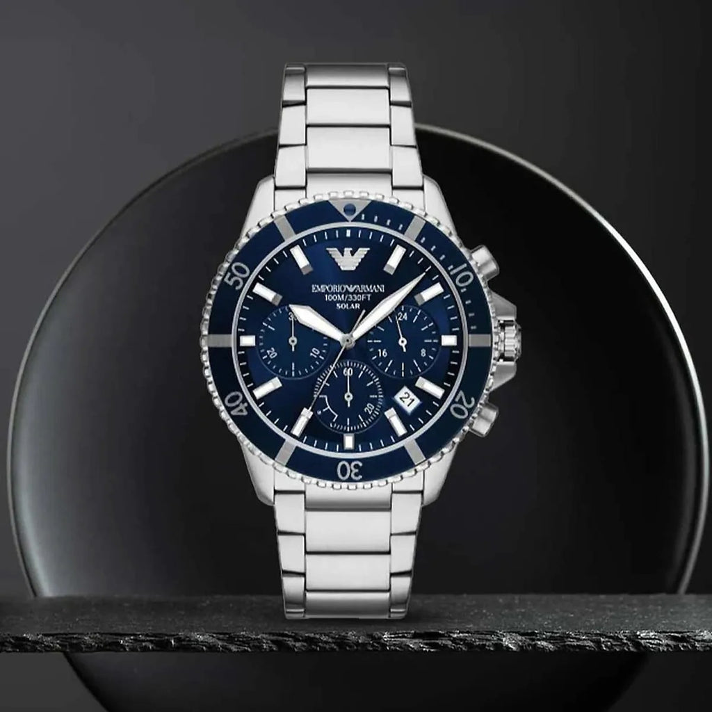 Montre Emporio Armani World Explorer Solar AR11681 Chronographe