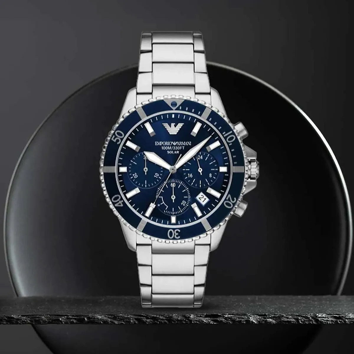 Montre Emporio Armani World Explorer Solar AR11681 Chronographe
