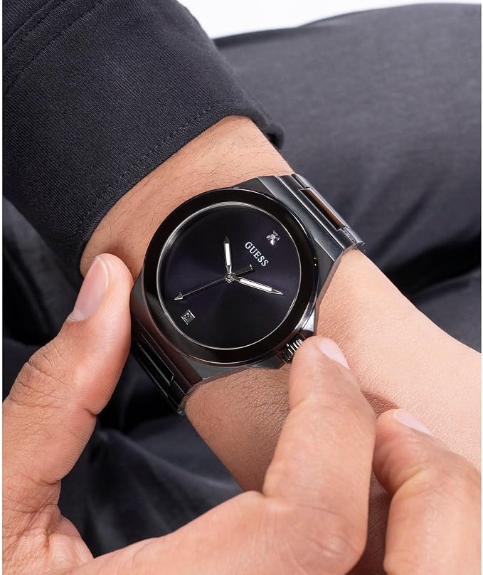 Montre Guess GW0833G2 Homme – Cadran Noir Bracelet Acier Noir