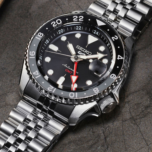 Montre Seiko SSK001K1 Automatique GMT Acier Cadran Noir