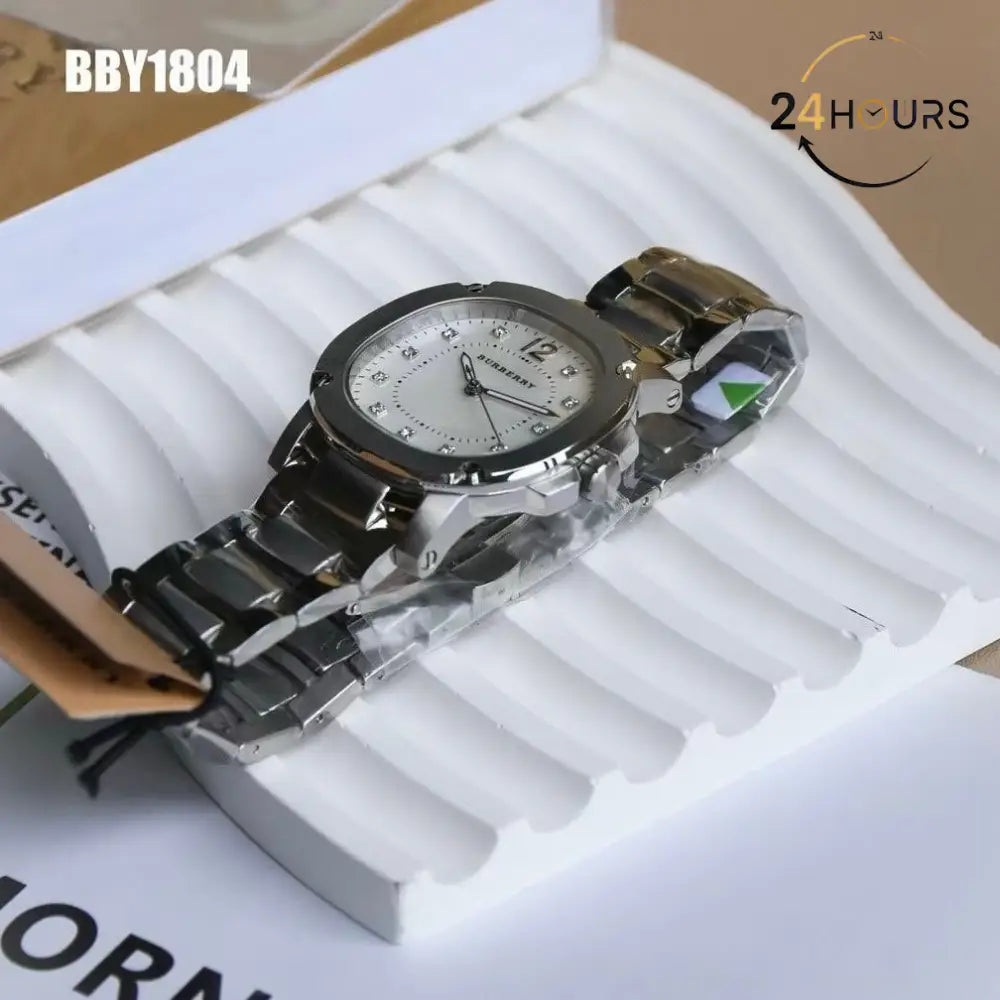 Montre Burberry Swiss Classic Pour Femme BBY1804