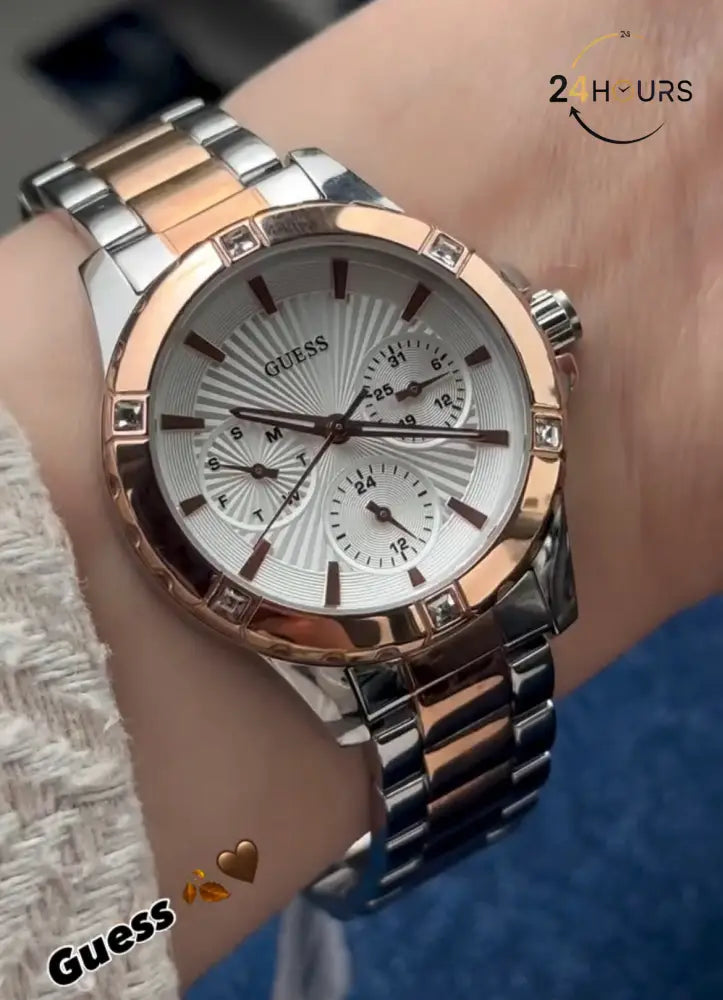 Montre Guess pour femme W0443L4
