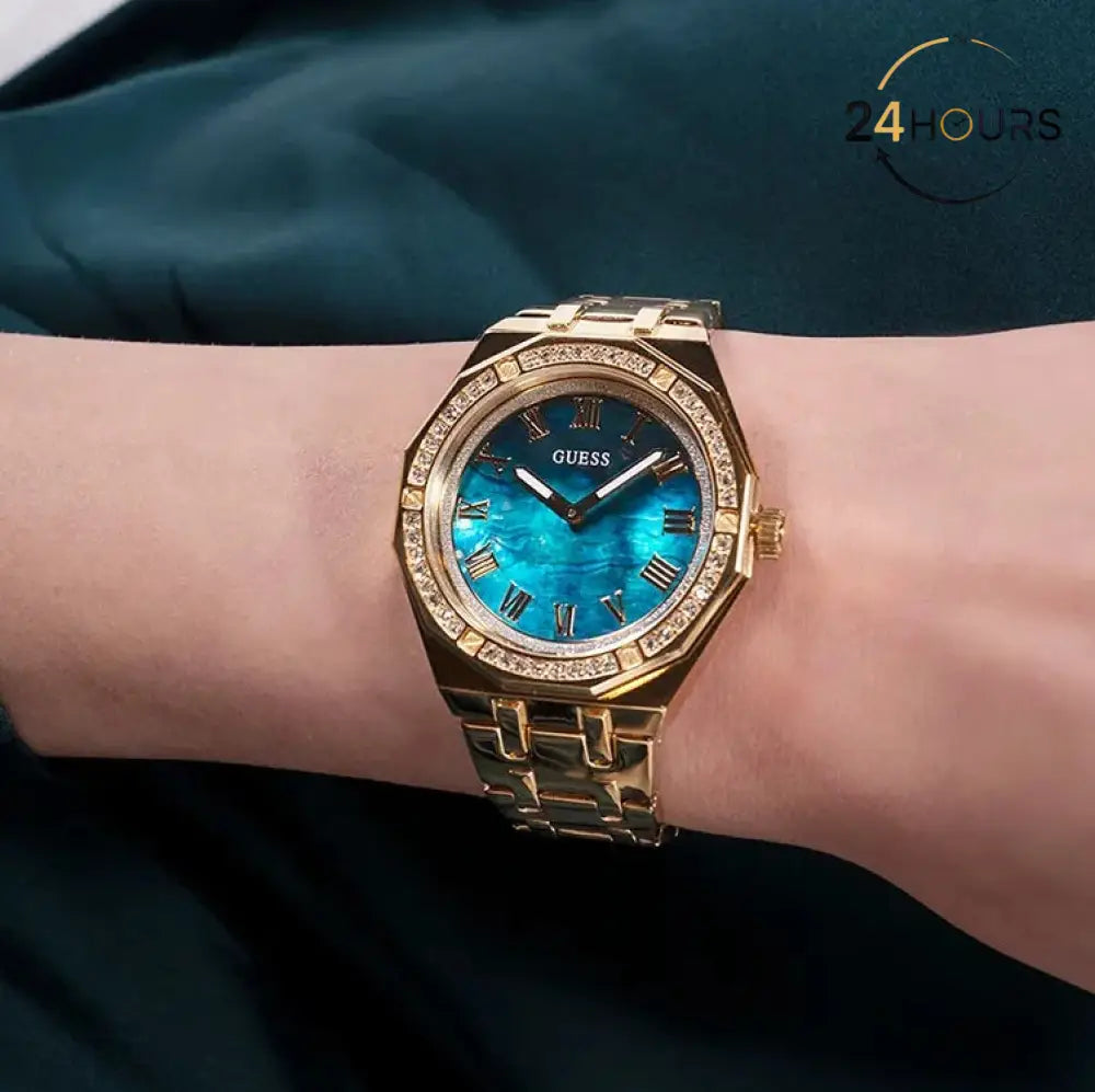 Montres Guess pour femme. 36 mm Or GW0770L2