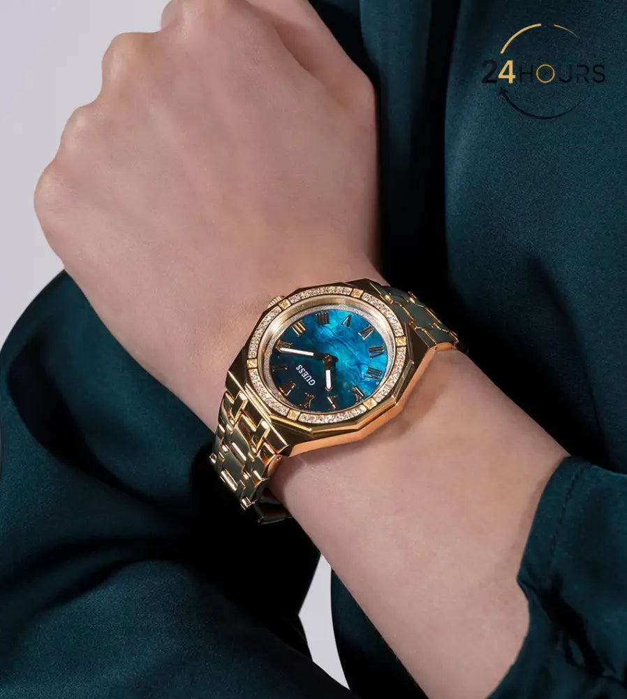 Montres Guess pour femme. 36 mm Or GW0770L2